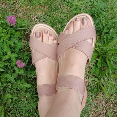 Sandália Confortável Modare (Pés Magros)