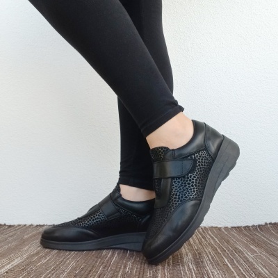 Sapatilhas Pele Confortáveis Velcro Sapatilhas Pele Confortáveis Velcro