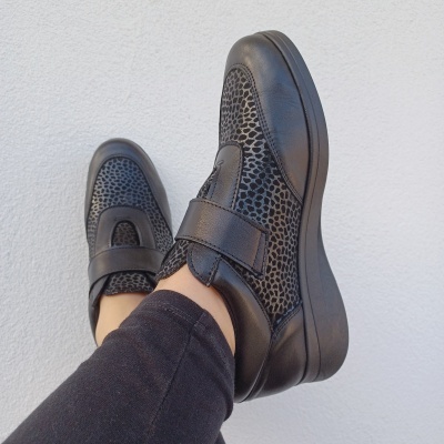 Sapatilhas Pele Confortáveis Velcro Sapatilhas Pele Confortáveis Velcro