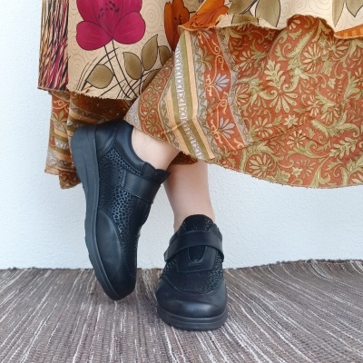 Sapatilhas Pele Confortáveis Velcro Sapatilhas Pele Confortáveis Velcro