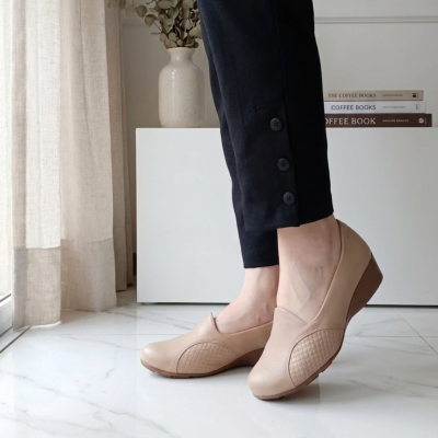 Sapato Confortável Modare Beje