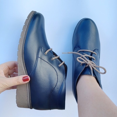 Bota Confortável em Pele Atacadores Azul Tupie