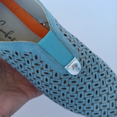 Sapatilha Confortável Pele Love Comfort Azul (pés magros)