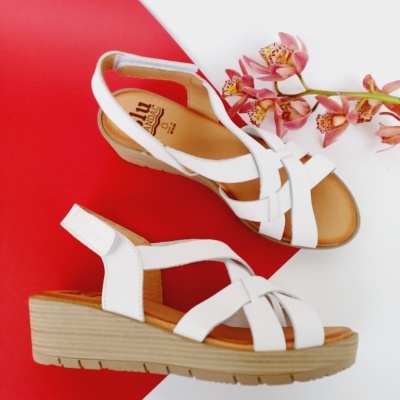 Sandália Confortável Pele Blu Sandal Branca