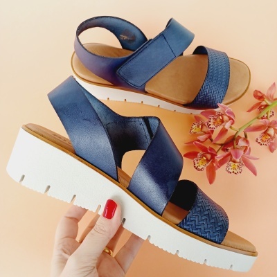 Sandália Confortável Pele Blu Sandal Azul