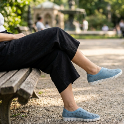 Sapatilha Confortável Pele Love Comfort Azul (pés magros)