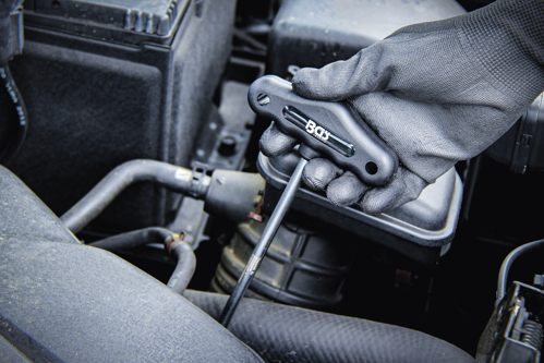 Chave de caixa com cabo em T, sextavada | 8 mm