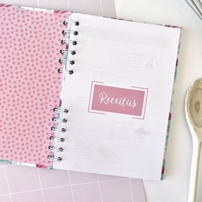 Caderno de Receitas "Sweet Macarons"