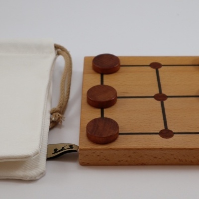 *Cantinho / Nine Holes