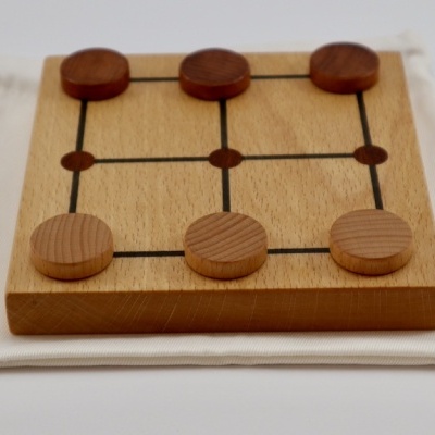 *Cantinho / Nine Holes