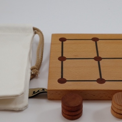 *Cantinho / Nine Holes