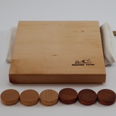 *Cantinho / Nine Holes