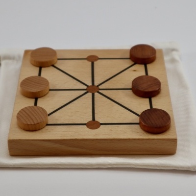 Moinho de 3 / Three Men's Morris