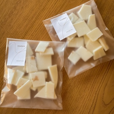 Crackers Tobacco Honey