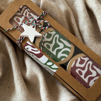 Conjunto de velas em lata