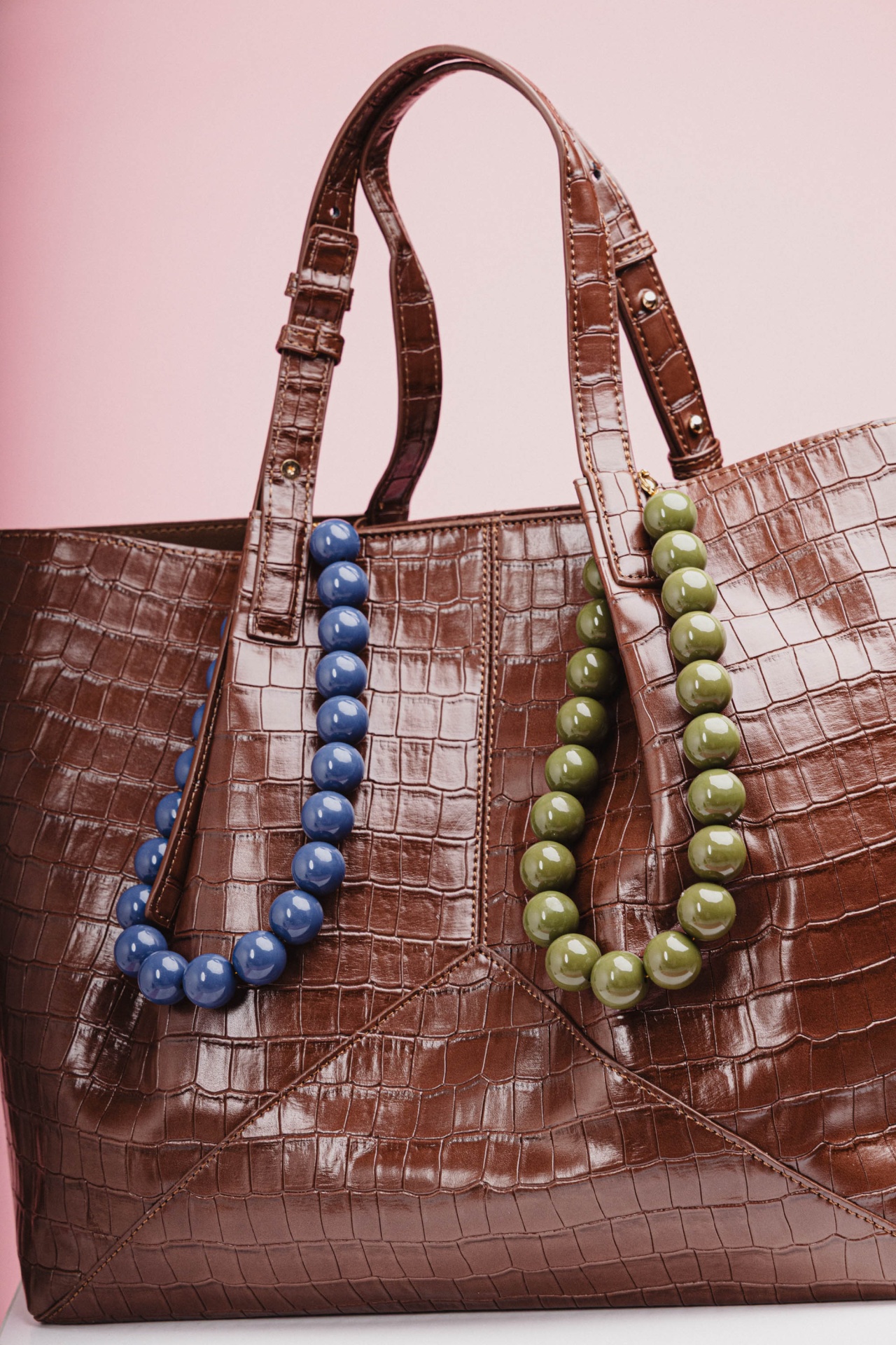 Colar curto de pérolas