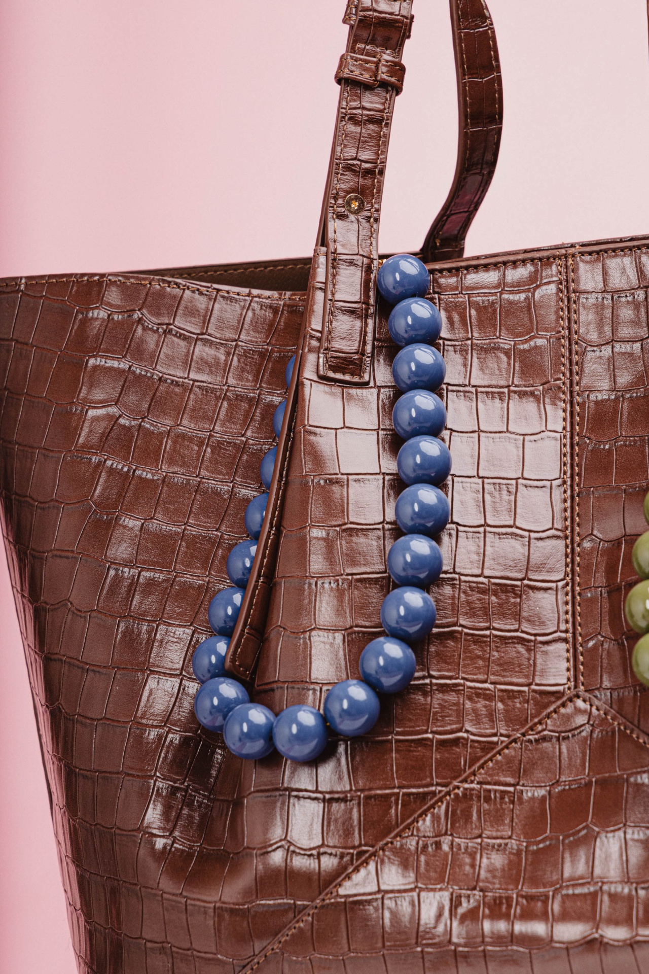 Colar curto de pérolas