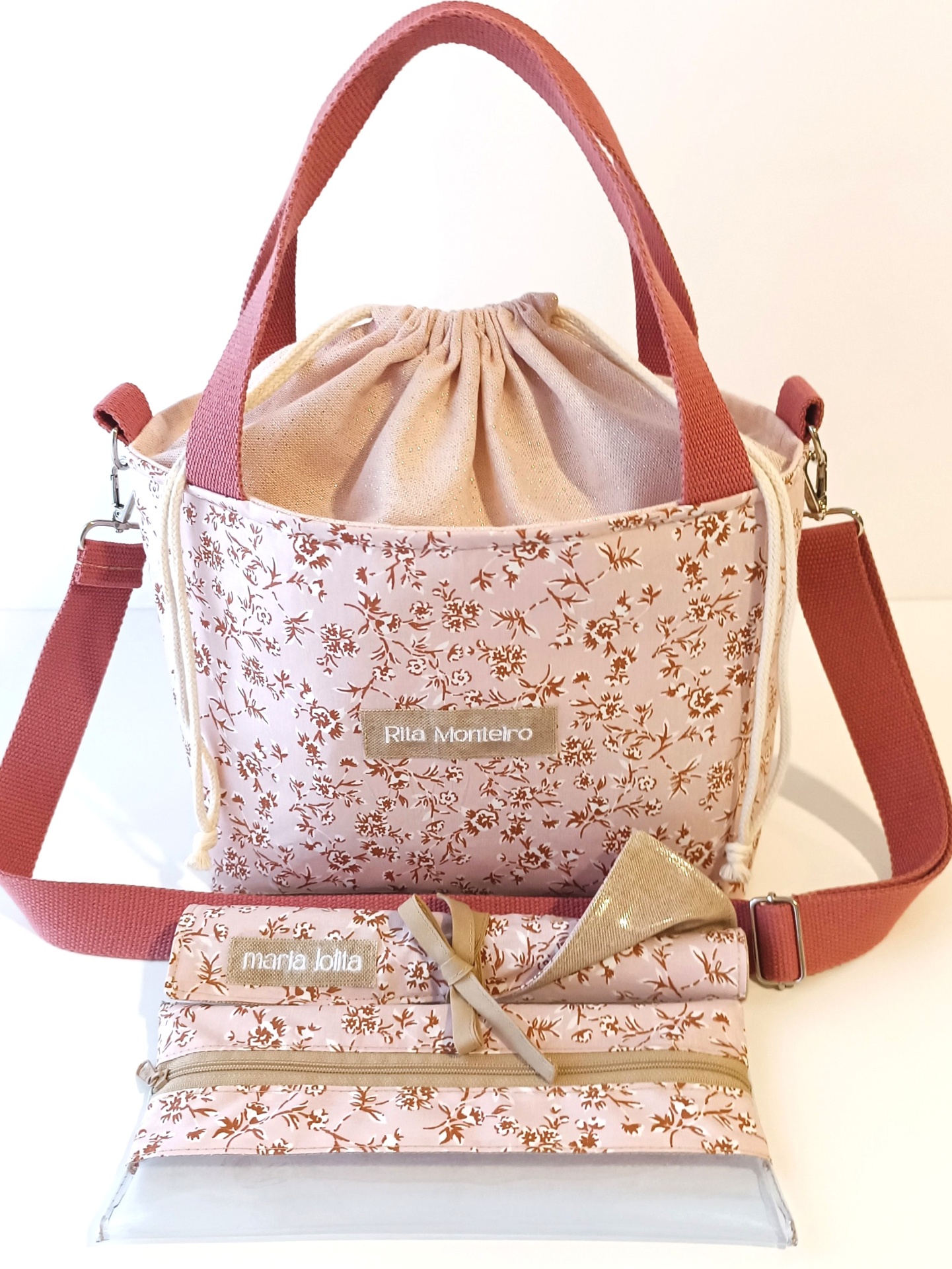 LANCHEIRA TÉRMICA ROSA COM FLORES