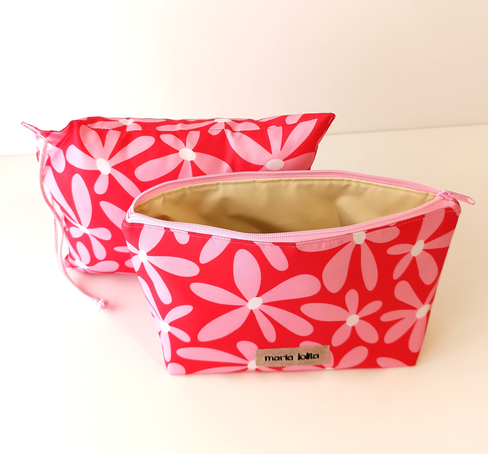 BOLSA TÉRMICA MALMEQUERES ROSA COM VERMELHO