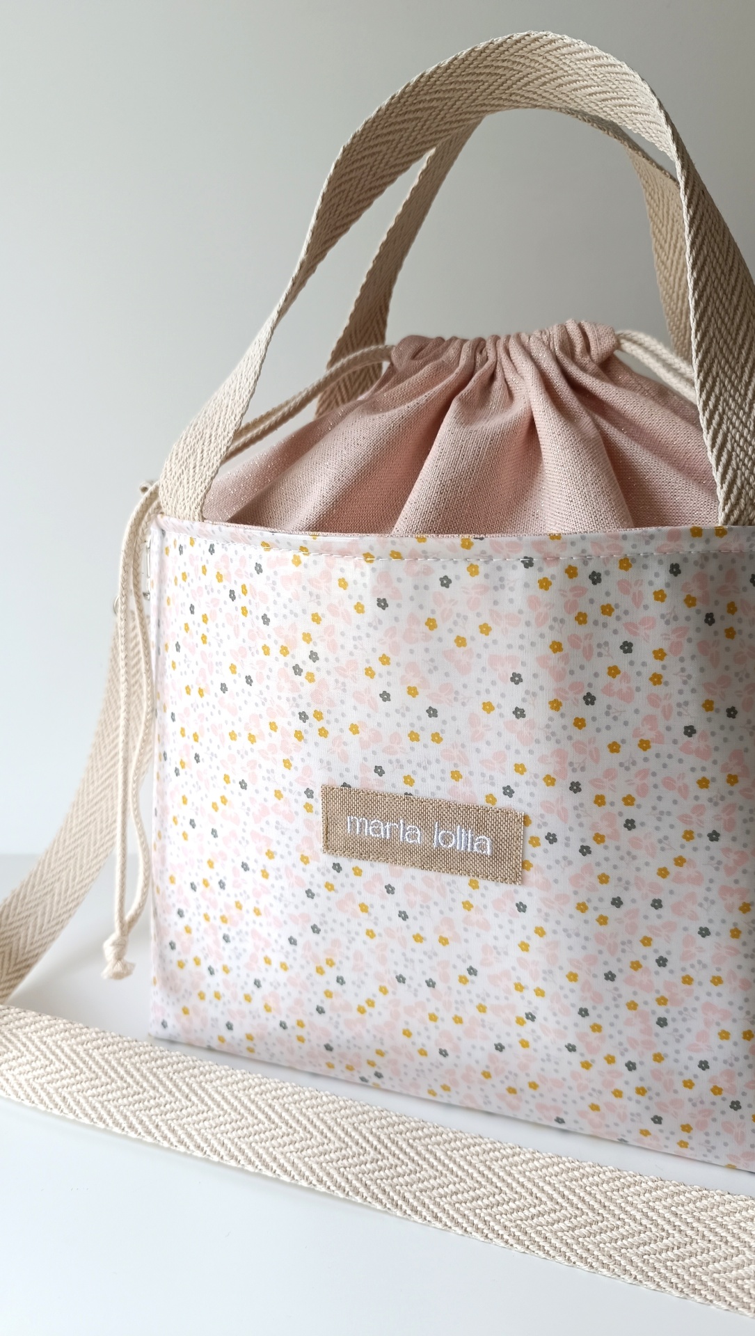 LANCHEIRA TÉRMICA FLORZINHAS