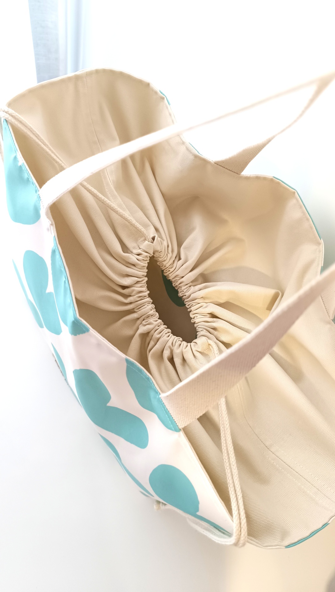 SACO DE PRAIA CORAÇÕES AQUA XL