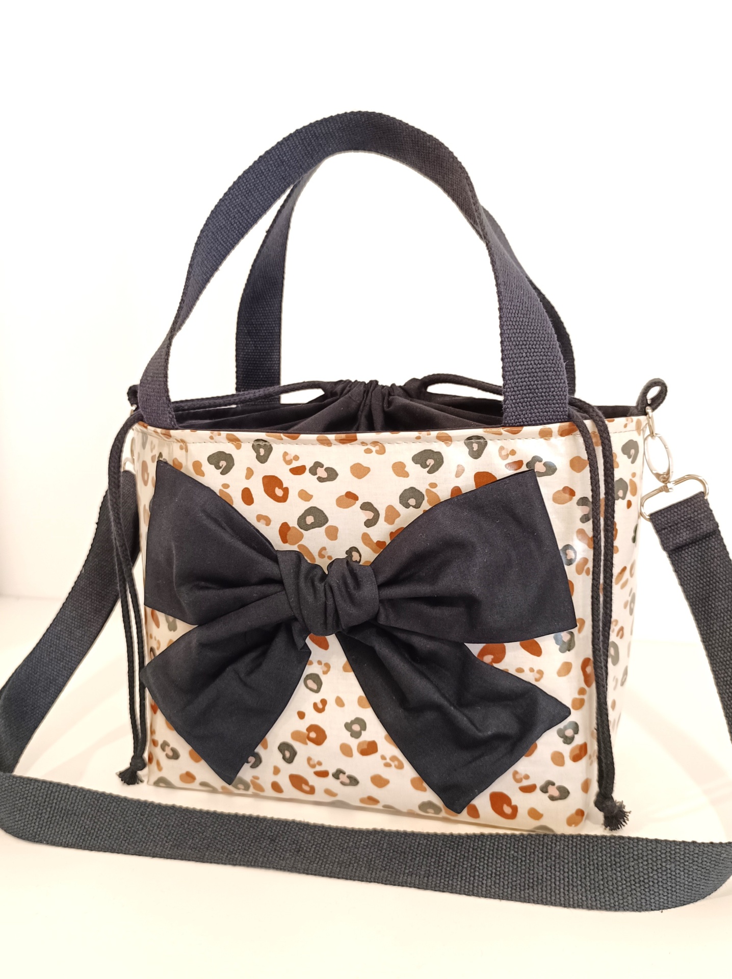 Lancheira térmica tigresa e preto + alças preto