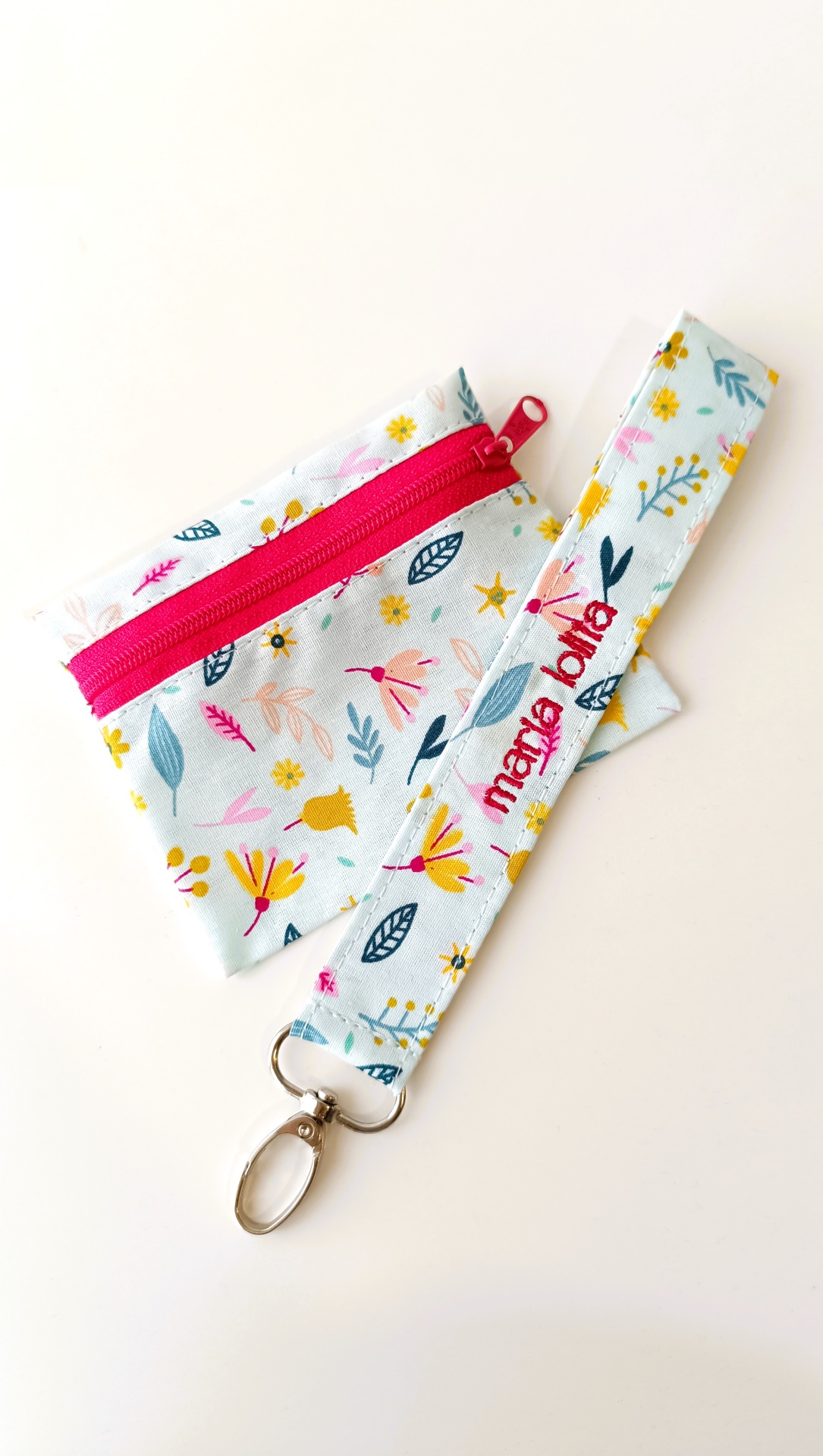 Porta chaves e Carteirinha