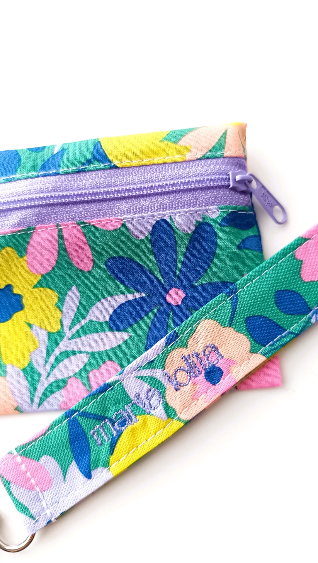 Porta chaves e Carteirinha