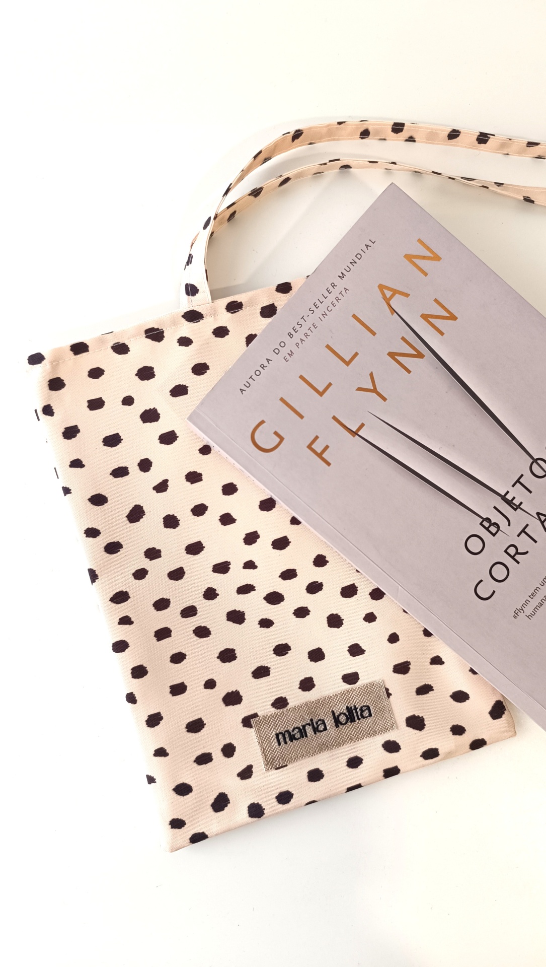 CAPA LIVRO PINTAS PRETAS COM BEGE