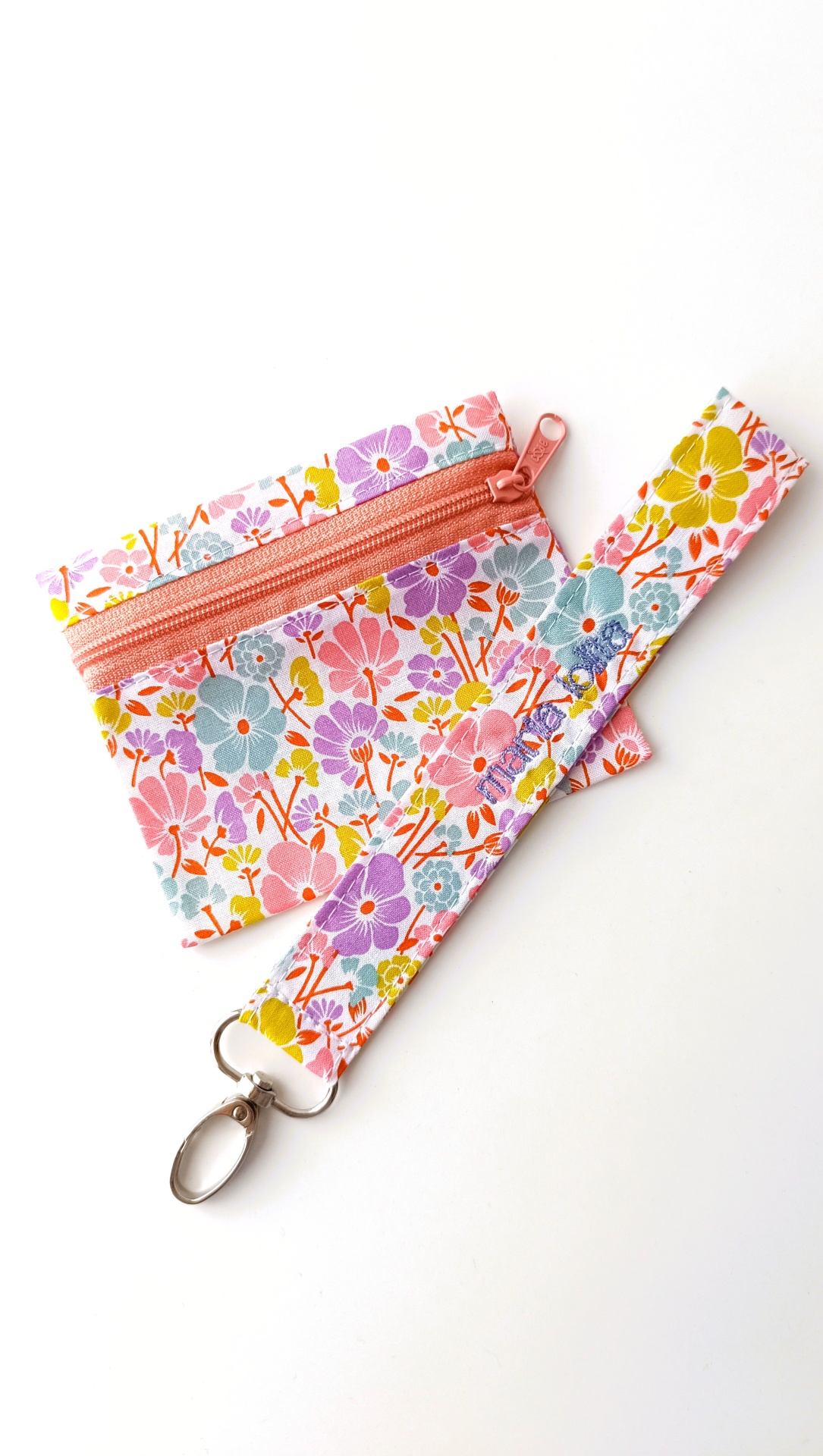 Porta chaves e Carteirinha