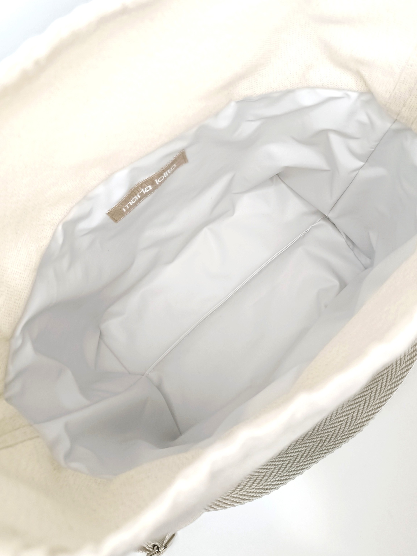 Lancheira térmica azul escuro e linho cru + alças cru espinhado