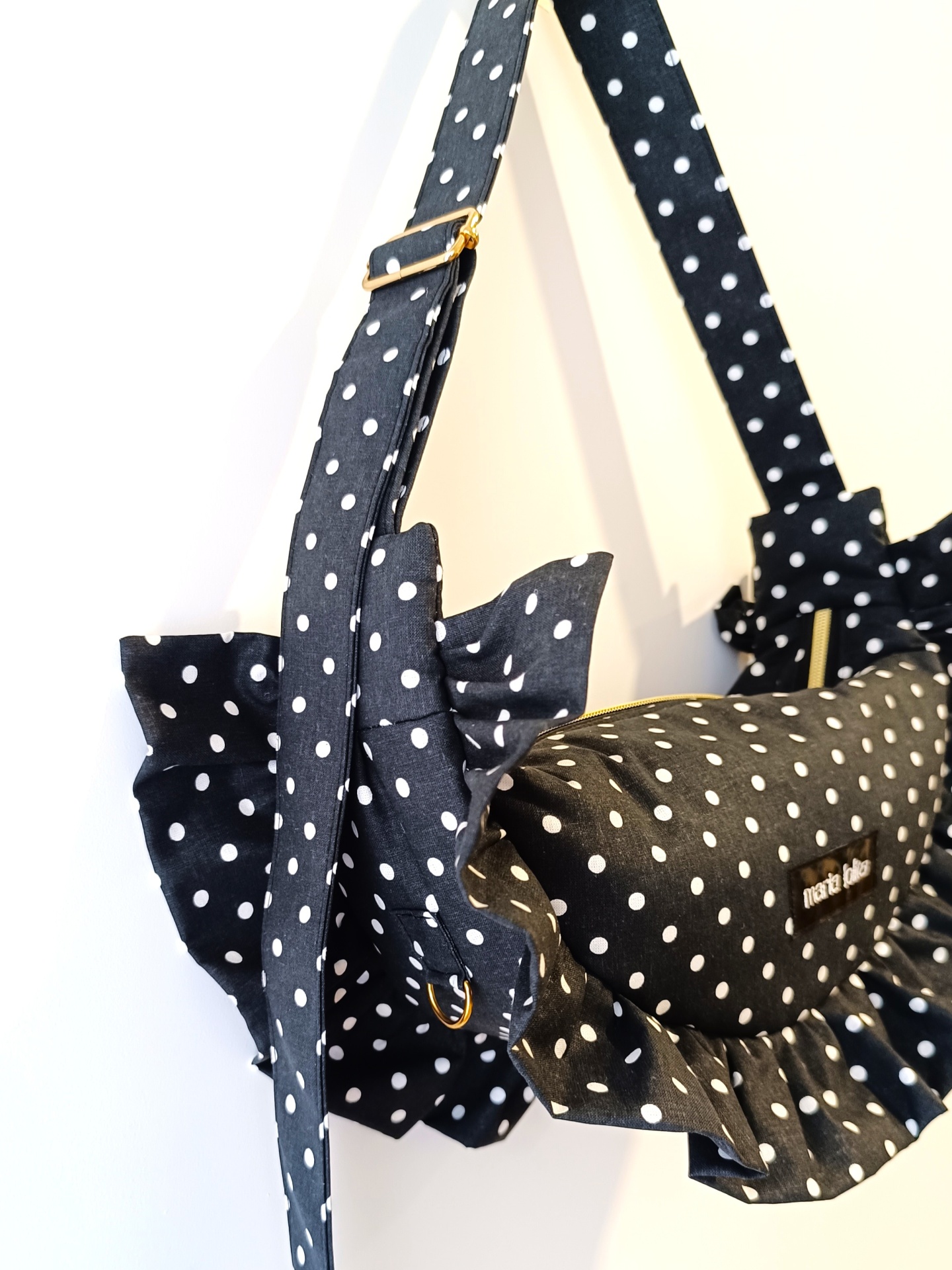 MALA OLÍVIA PRETO COM BOLAS