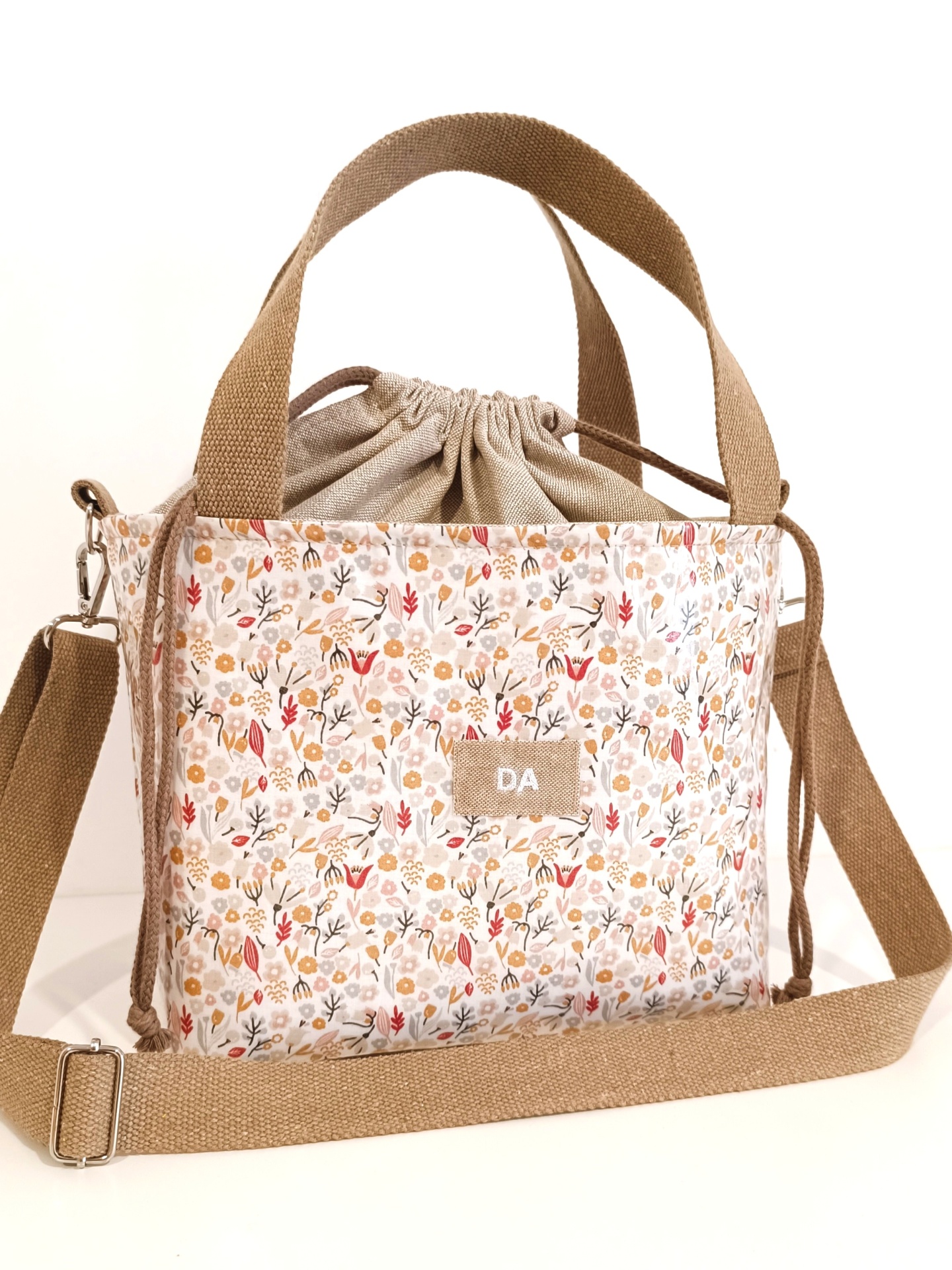 LANCHEIRA TÉRMICA FLORZINHAS NUDE