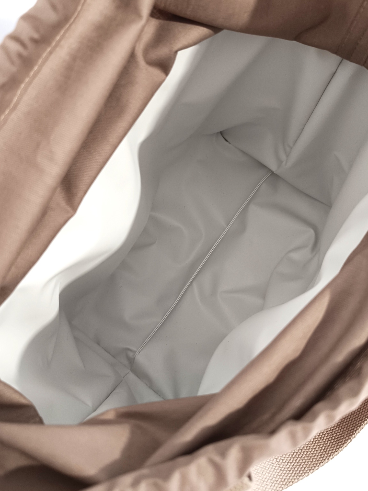 LANCHEIRA TÉRMICA CASTANHO COM BOLAS