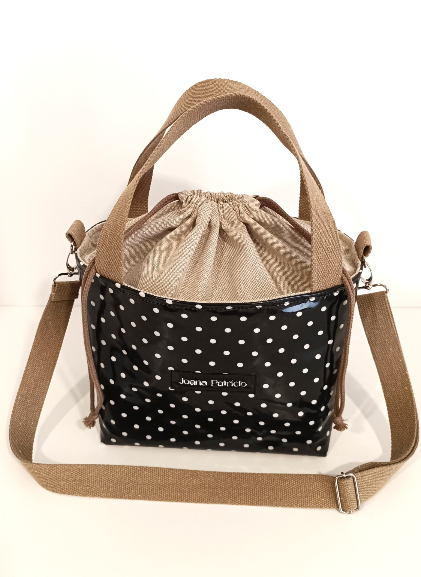 LANCHEIRA TÉRMICA PRETO COM BOLAS