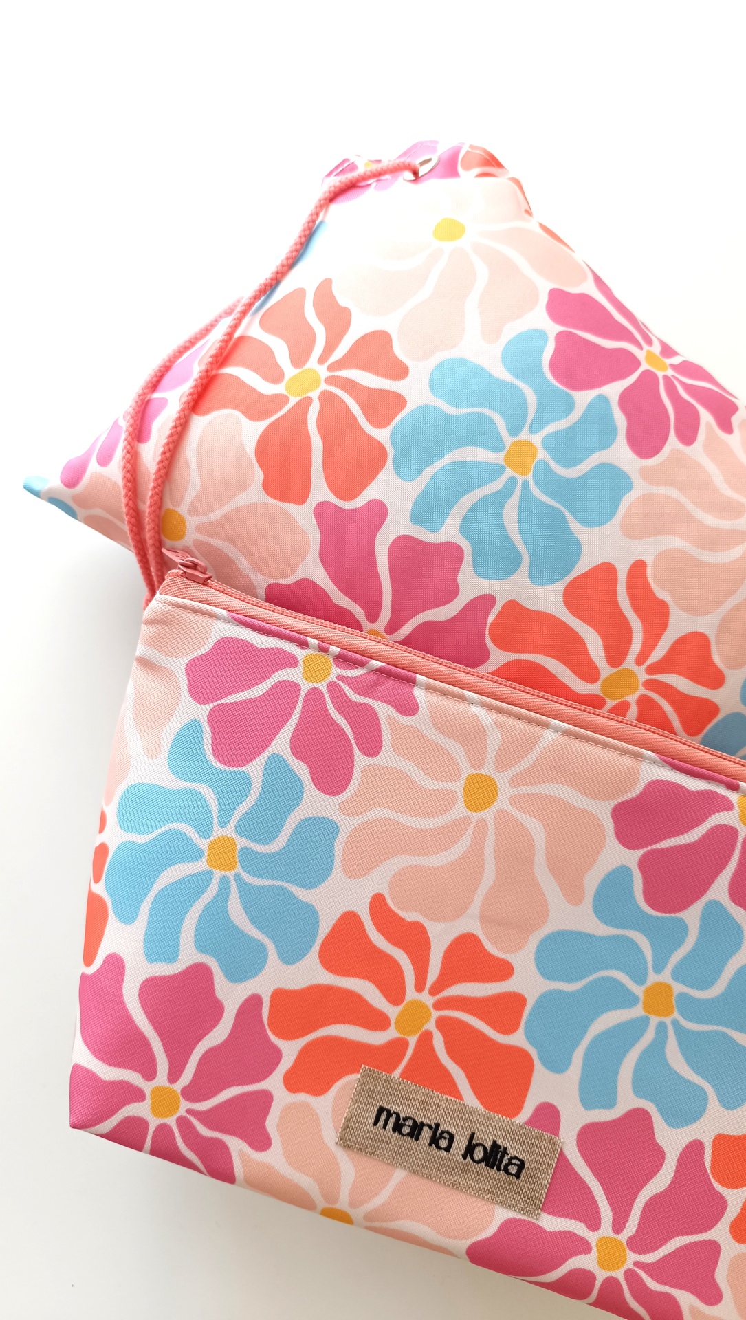 ALMOFADA DE PRAIA MALMEQUERES COLORIDOS