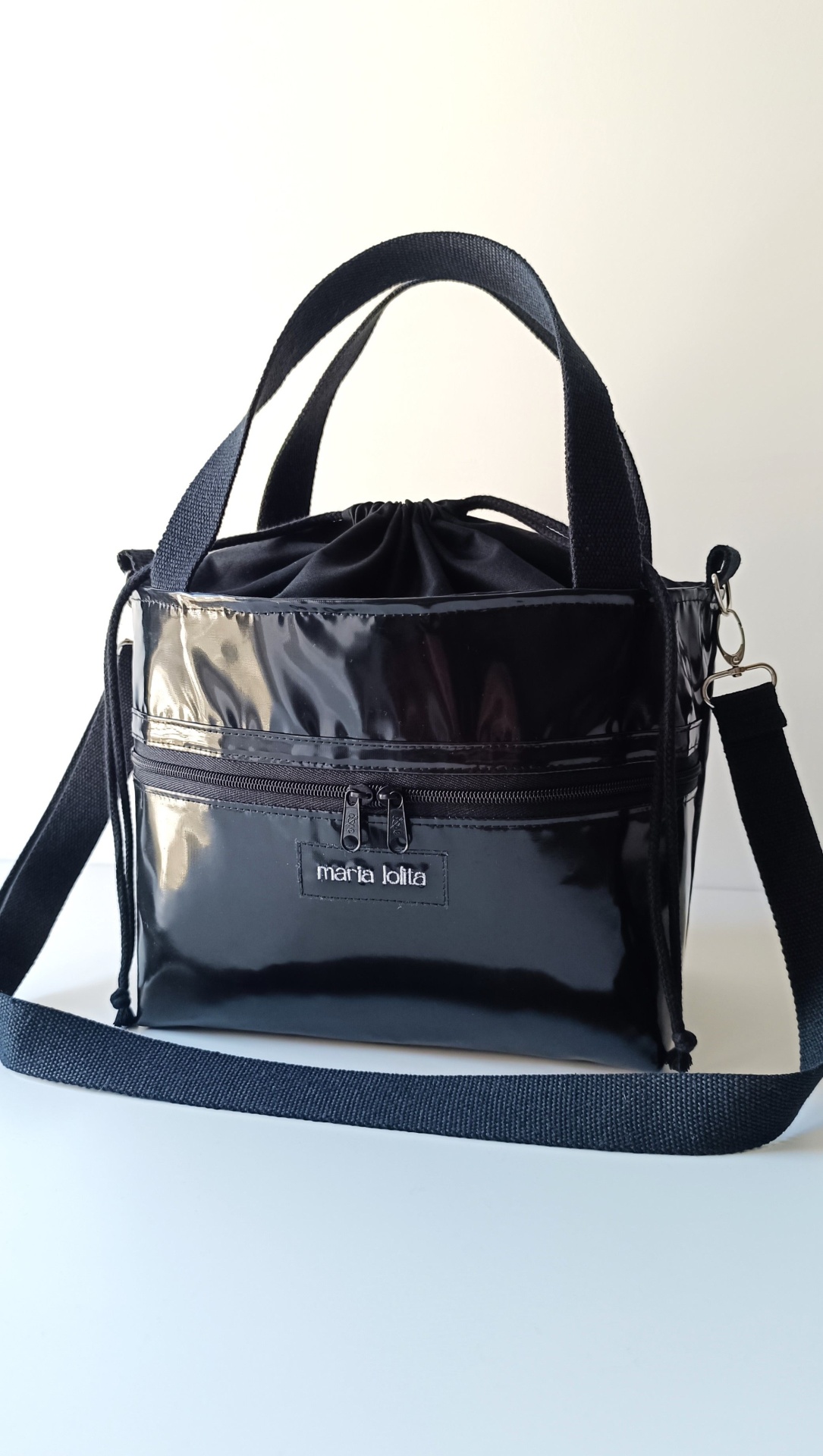 Lancheira térmica preto + alças preto