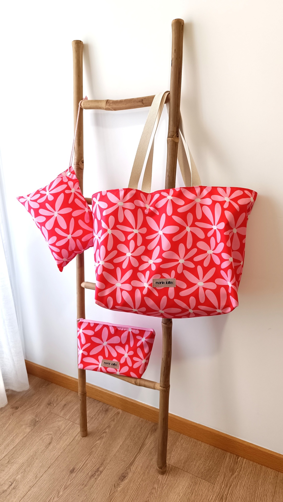 SACO DE PRAIA MALMEQUERES ROSA COM VERMELHO