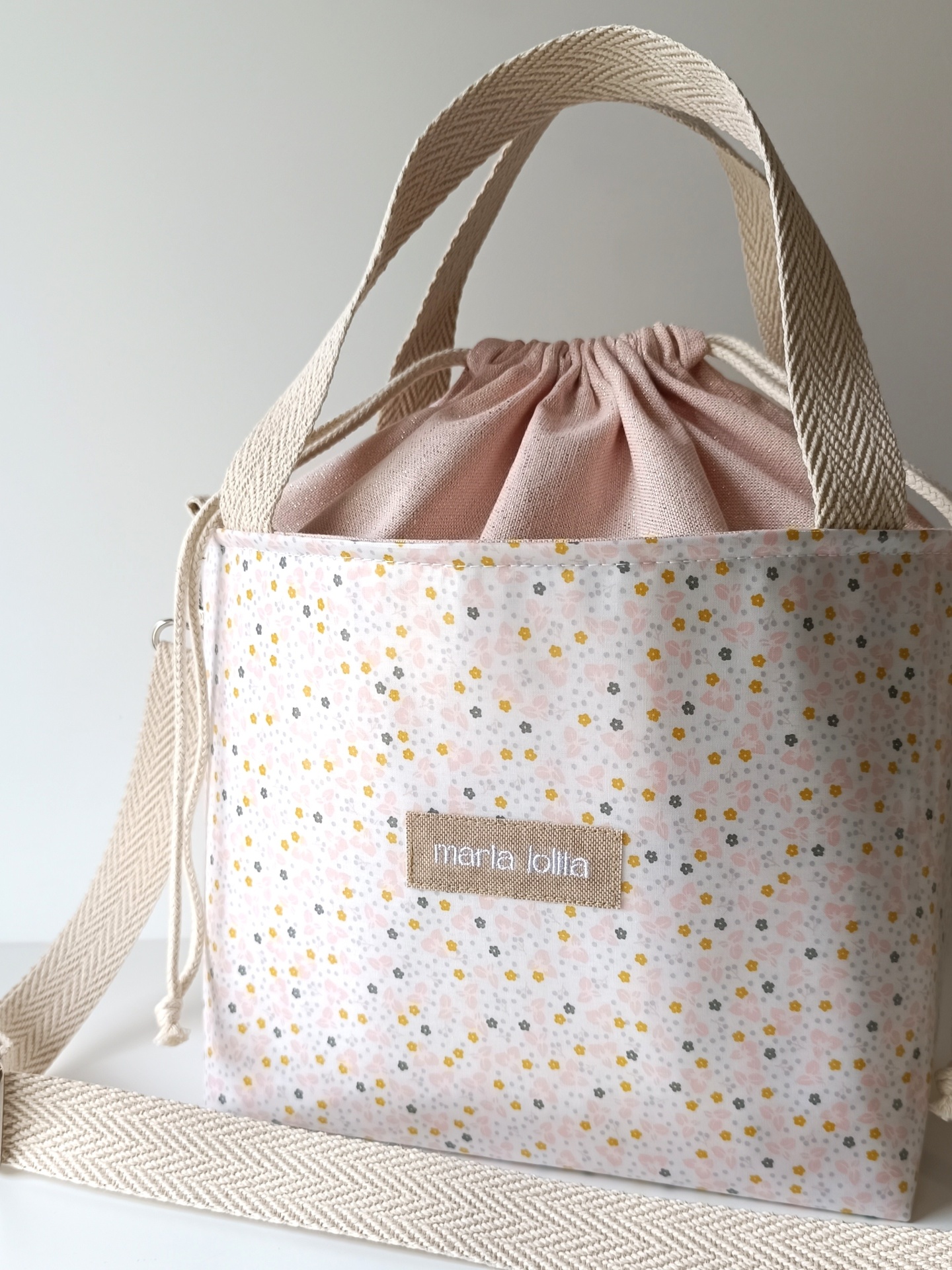 LANCHEIRA TÉRMICA FLORZINHAS