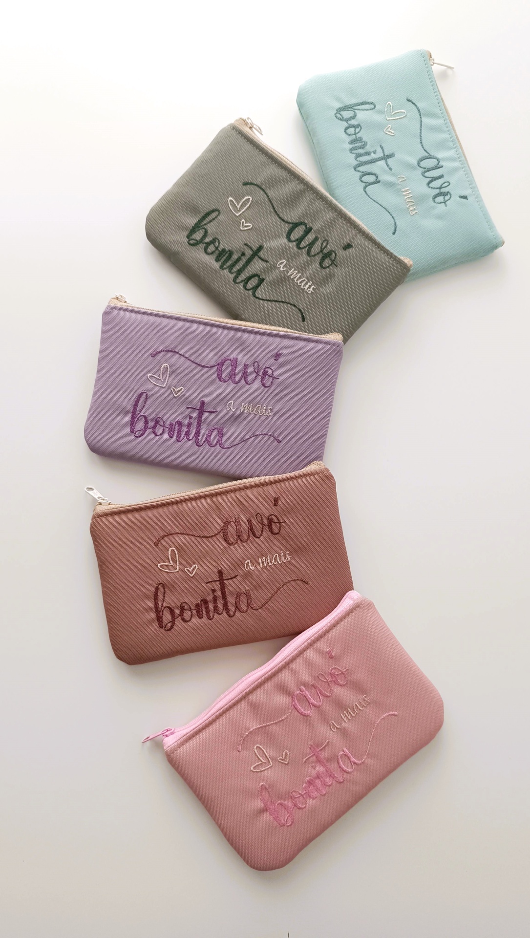 Nécessaire com bordado - Avó