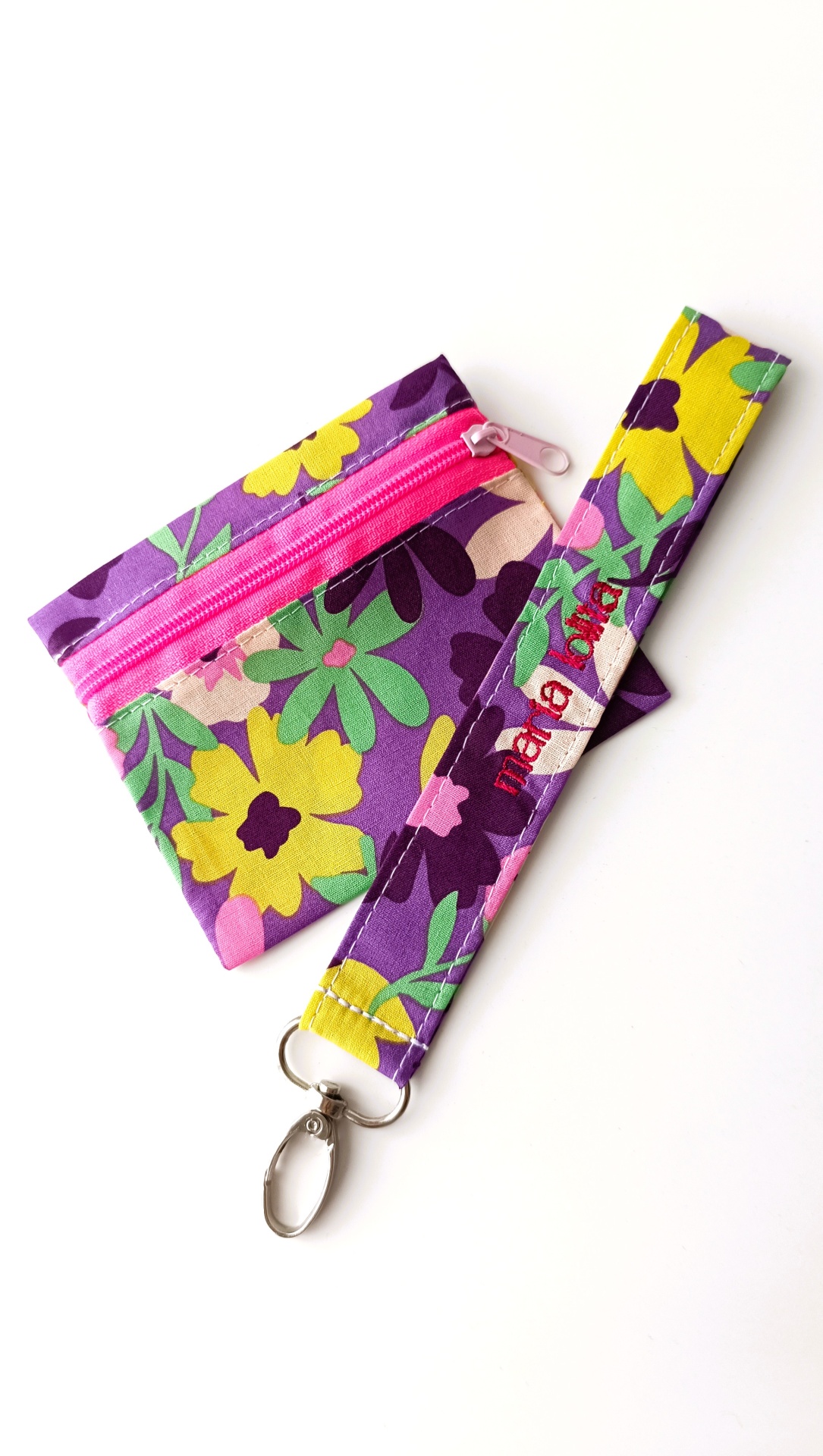 Porta chaves e Carteirinha