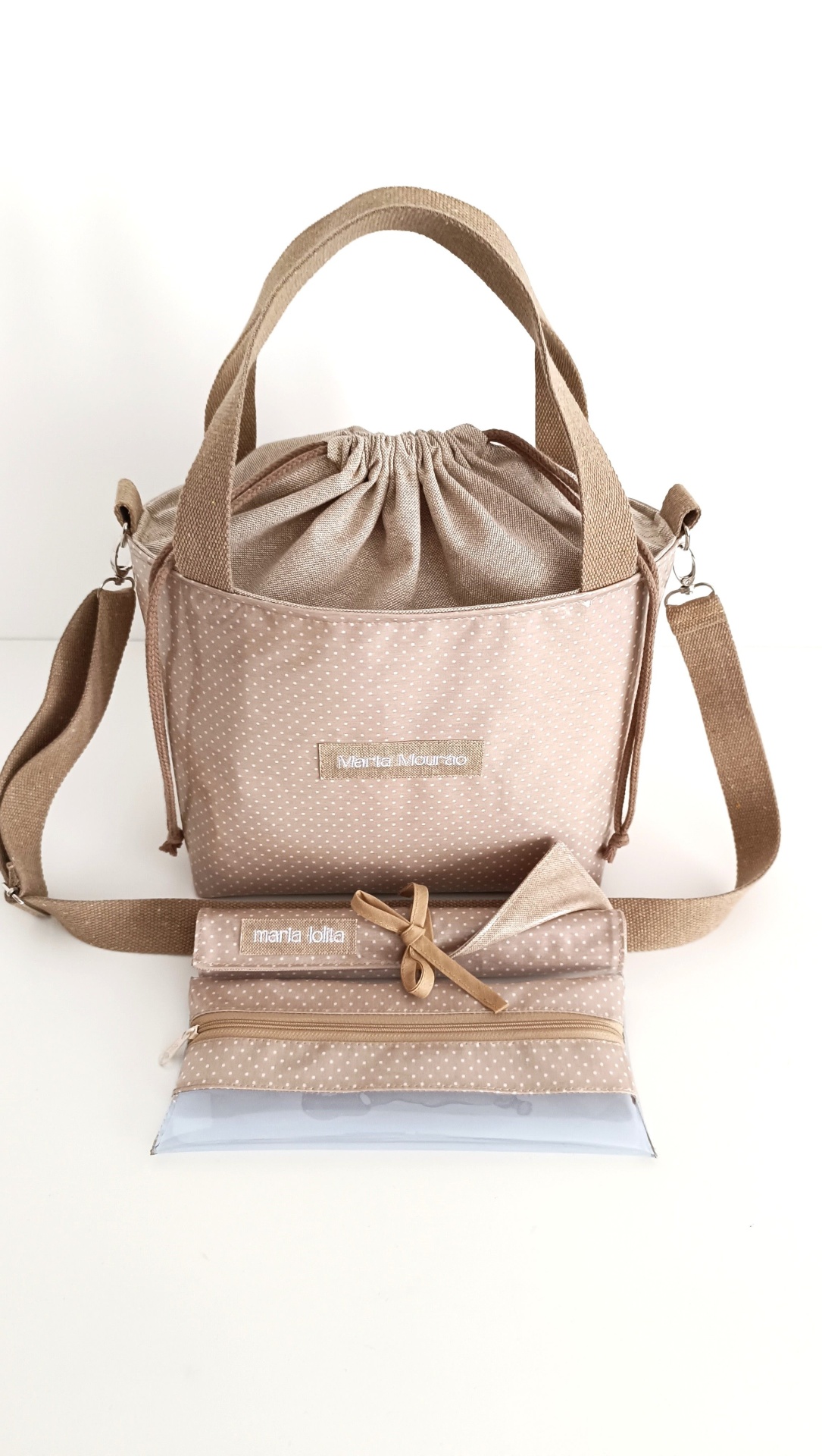 LANCHEIRA TÉRMICA BEGE COM PINTINHAS