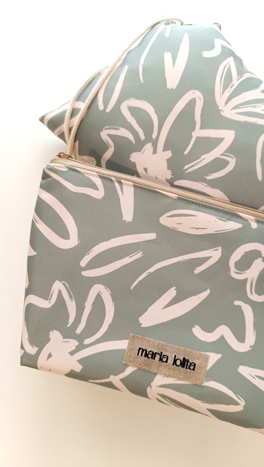 BOLSA TÉRMICA FLORES VERDE SAGE