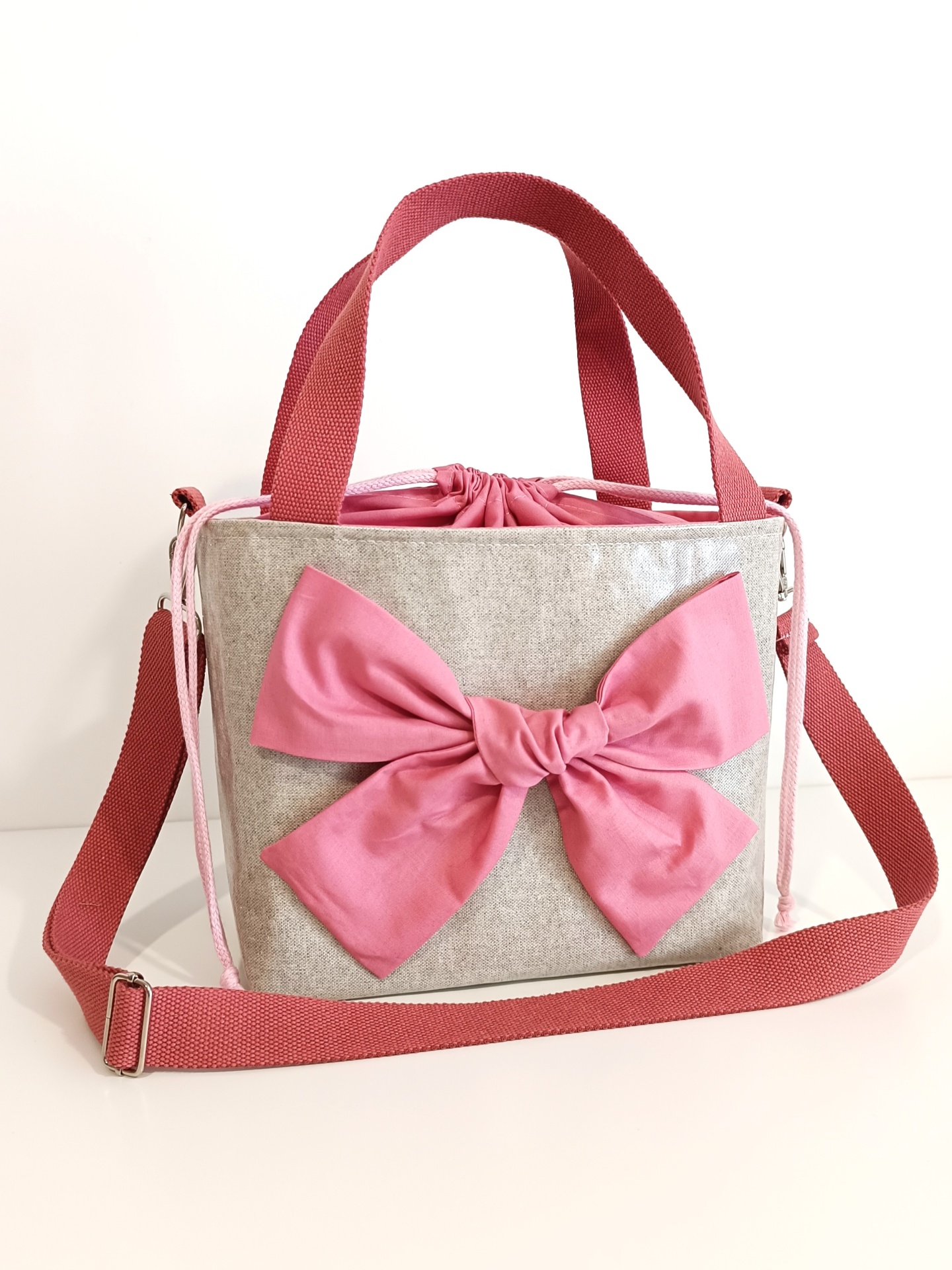 LANCHEIRA TÉRMICA LINHO CINZA COM BRILHOS PRATEADOS