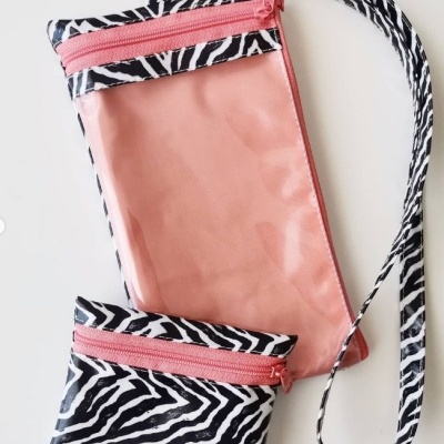 Bolsa de telemóvel - fecho frontal