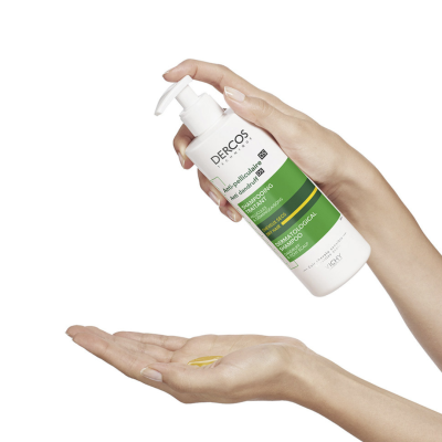 Champô Anti-Caspa Cabelo Seco Dercos 390ml Champô Anti-Caspa Cabelo Seco Dercos 390ml