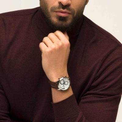 Relógio Bracelete Castanha com Calendário Relógio Bracelete Castanha com Calendário