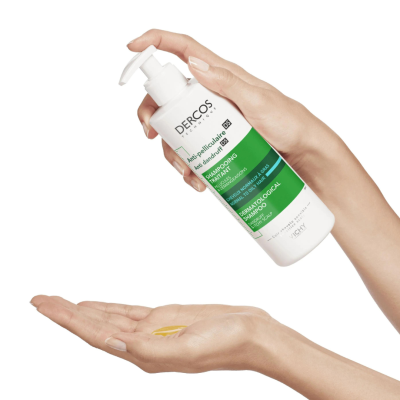 Champô Anti-Caspa Cabelo Oleoso Dercos 390ml Champô Anti-Caspa Cabelo Oleoso Dercos 390ml