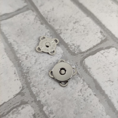 Fecho magnético coser