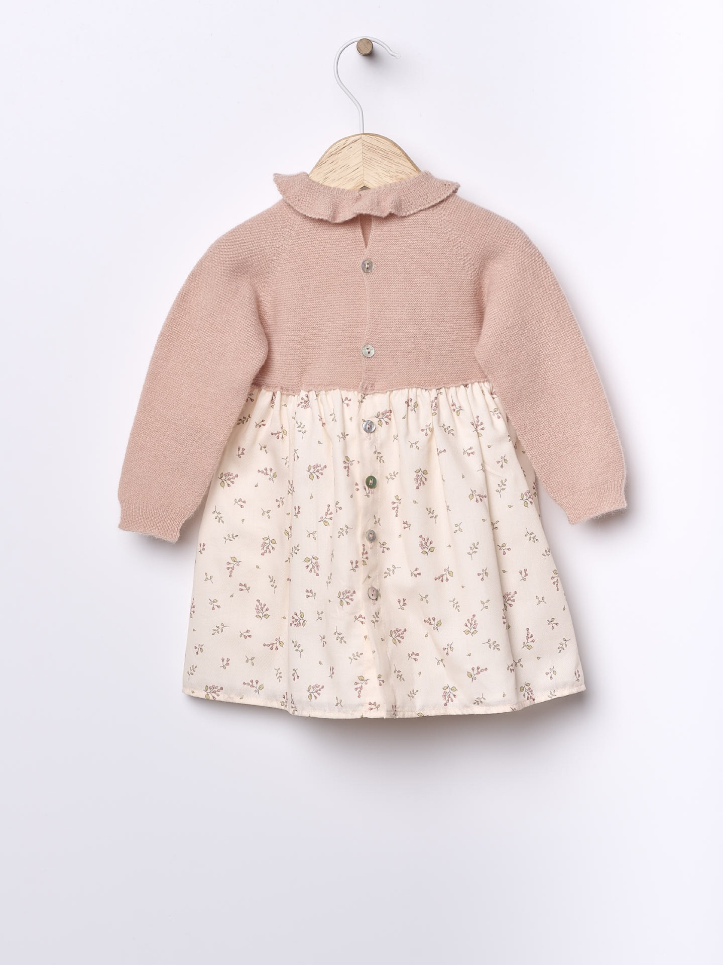 Vestido manga comprida com tecido florido